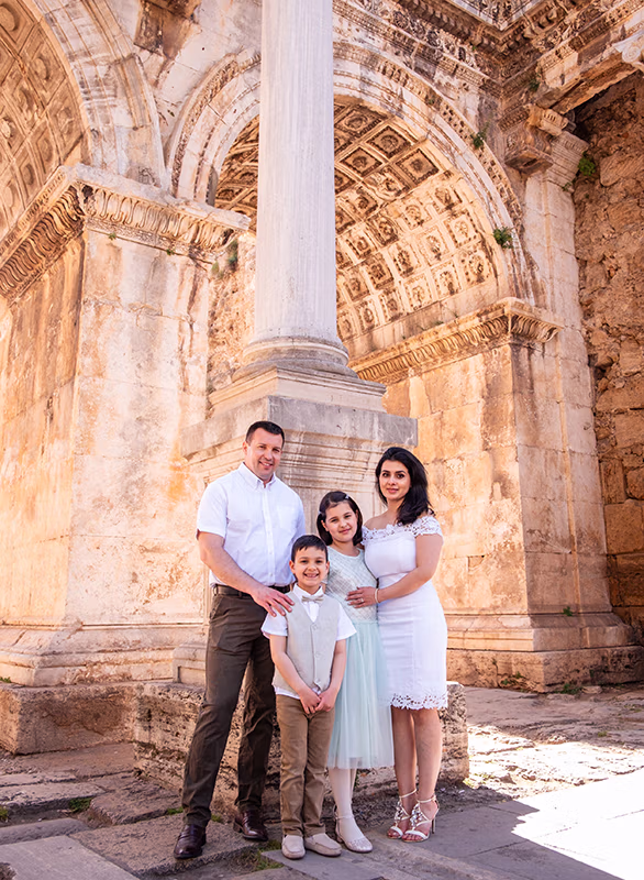 Antalya family photo - Kmecz